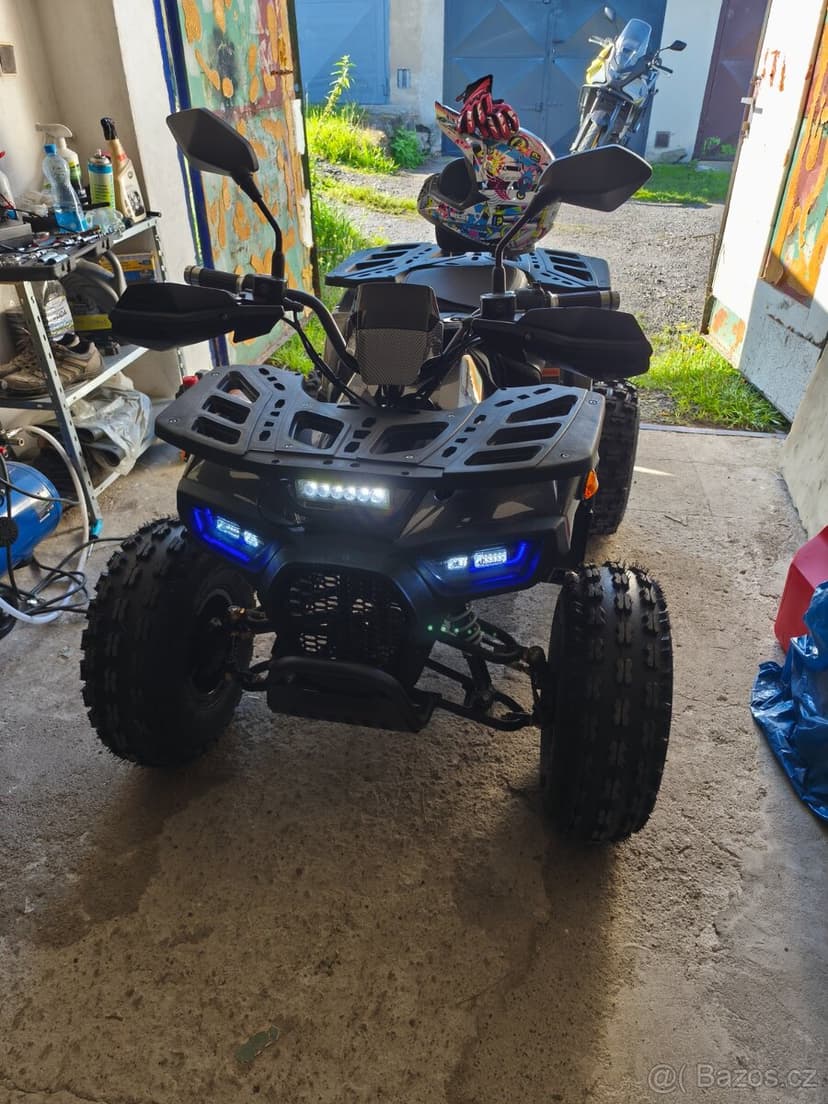 Dětská čtyřkolka