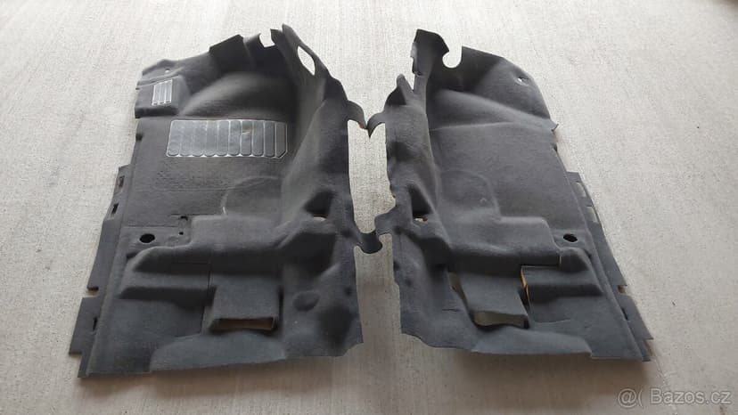 Nissan Navara D40 : Koberce přední