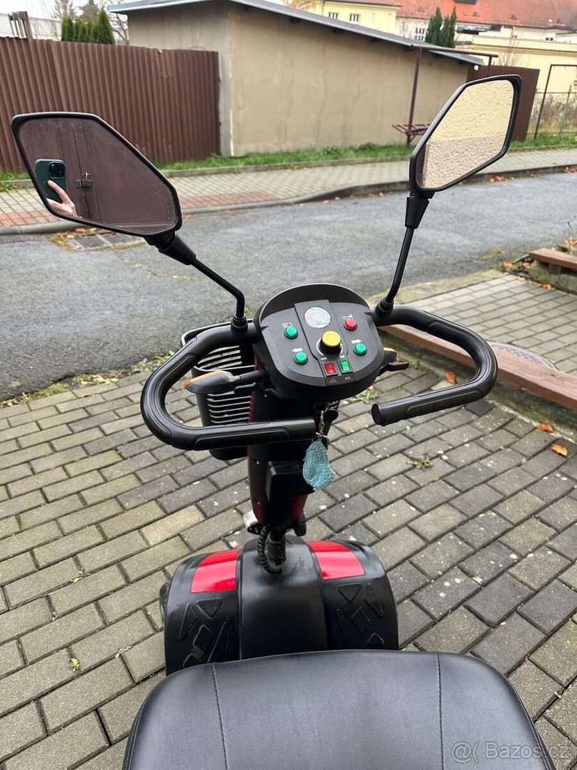 Elektrická čtyřkolka/vozík LPN Malux+