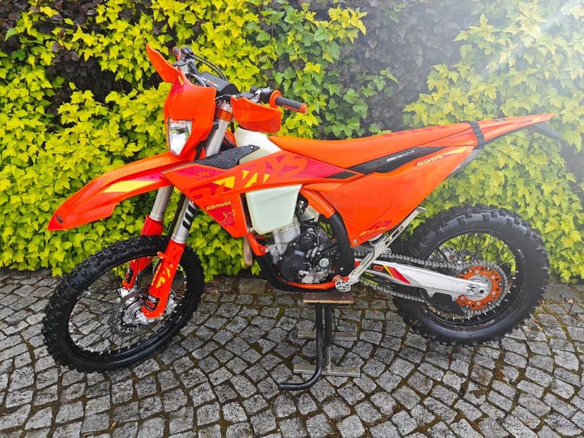 KTM 350 EXC-F SIX DAYS 2025