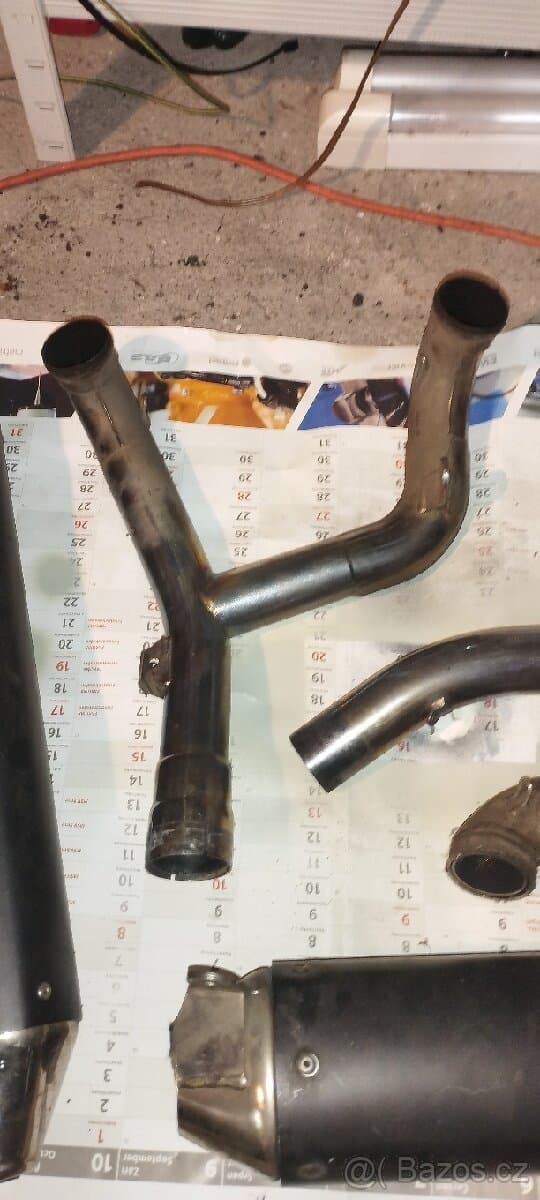 Svody výfuku KTM Duke 640