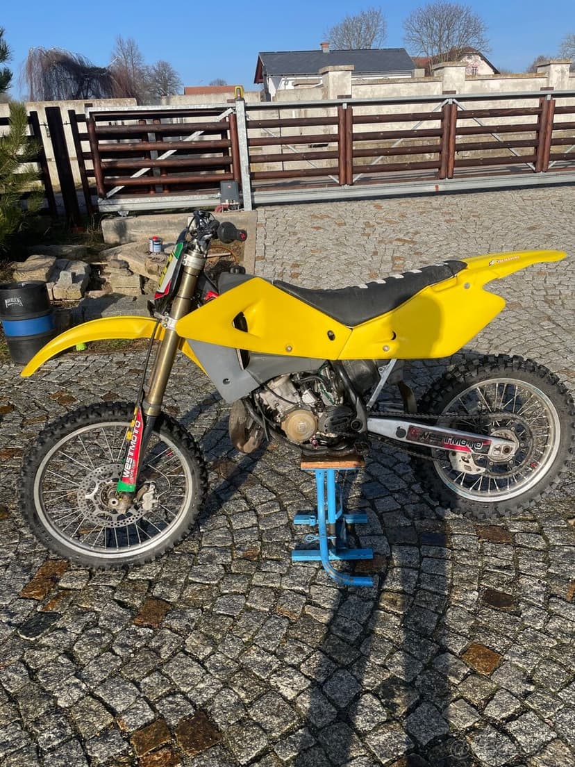 Husqvarna cr 125 2t