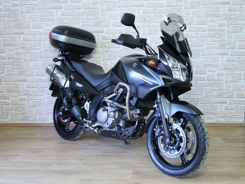 Suzuki DL650 V-Strom původ ČR, servisní kniha, bohatá výbava