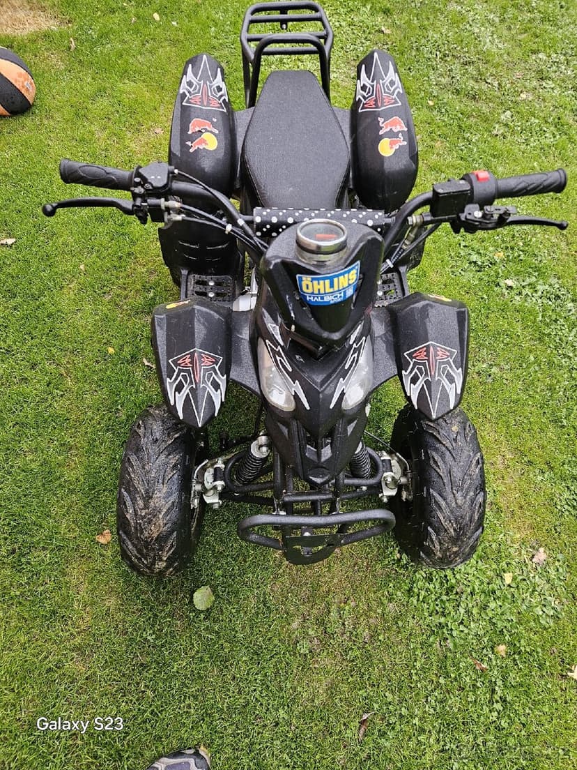 Dětská čtyřkolka