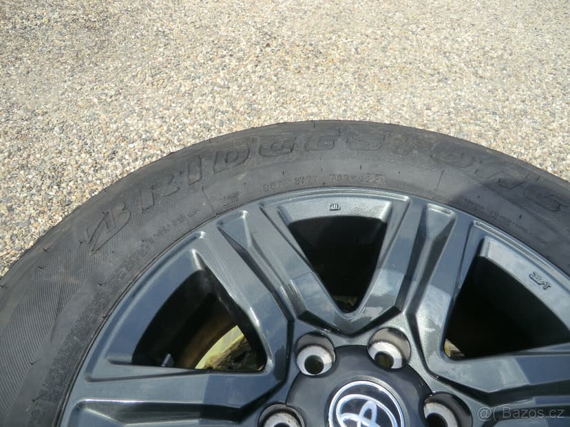 Prodám novou orig. sadu alukol na TOYOTA HILUX