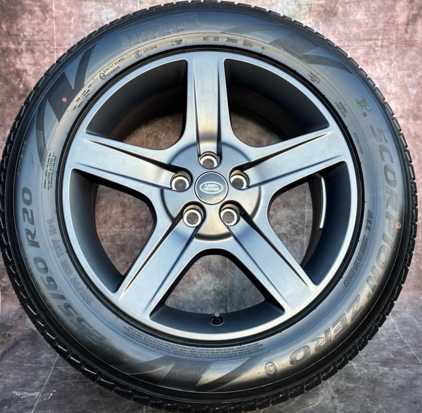 Originální alu kola Land Rover Defender 255/60R20