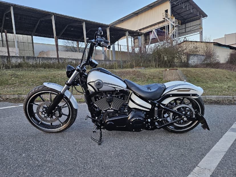 HARLEY DAVIDSON BREAKOUT 2016 VIDALOCACHOPPER 103cu
