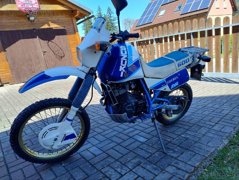 Suzuki DR 600S  Djebel