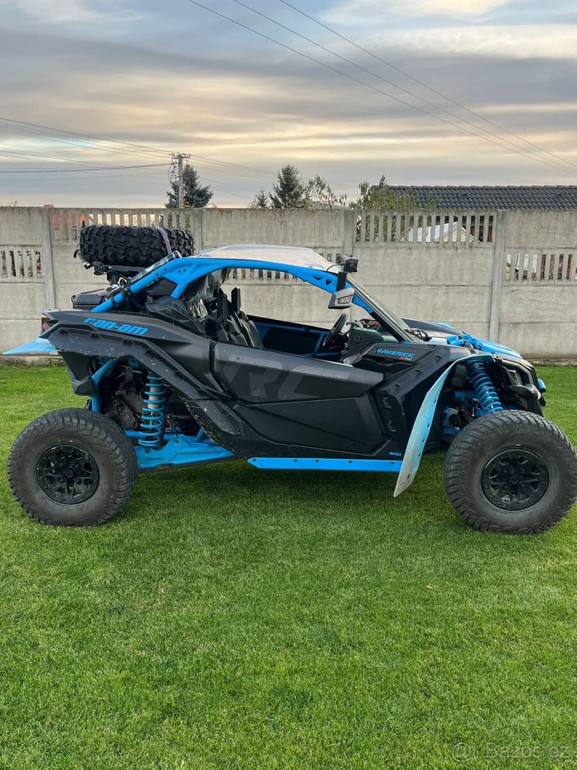 Can am Maverick Can-am x3 turbo