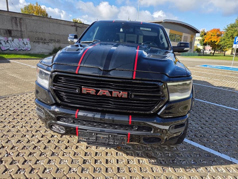 DODGE RAM 5.7 HEMI E-TORQUE FULL OPCJA PANORAMA FULL LED