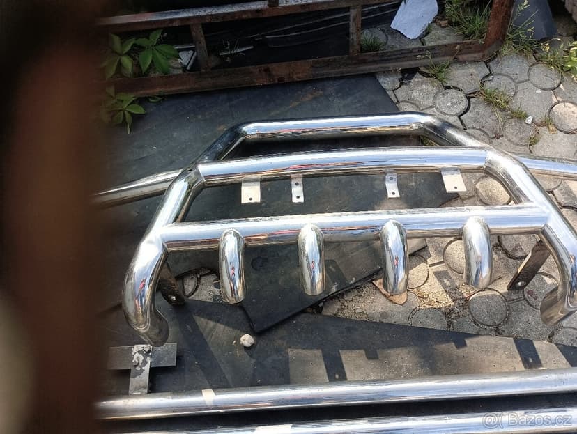 Nerez ochranný rám . Nášlapy , kryt rezervy