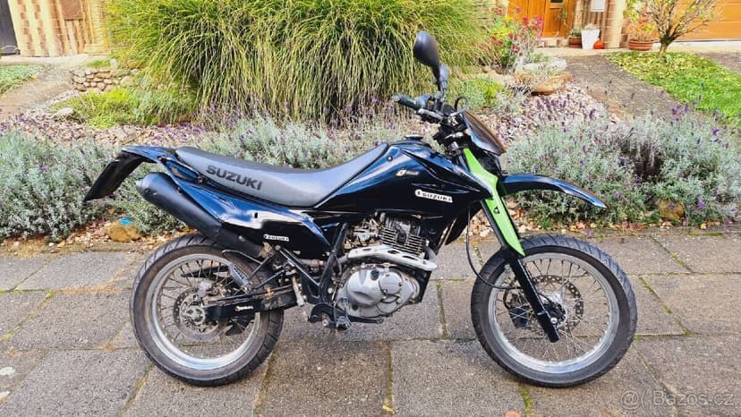 Suzuki DR 125 SM