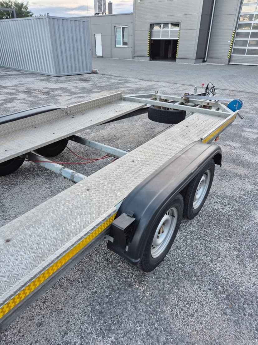 Podvalník - AUTOpřepravník, přívěs na auta,