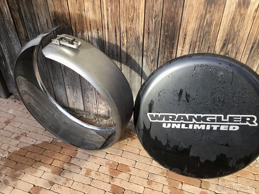 Rezervní kolo Jeep Wrangler