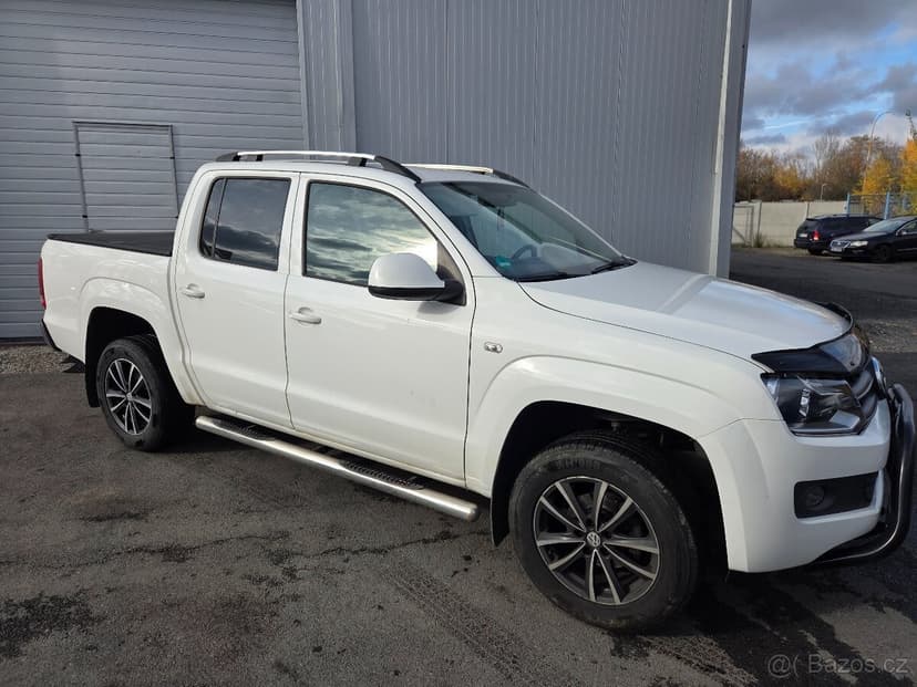 VW AMAROK 2.0 TDI 4X4 181000KM 103KW TĚSNĚNÍ POD HLAVOU KO