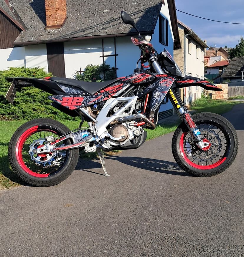 Aprilia SXV 450 r. 2009 supermoto