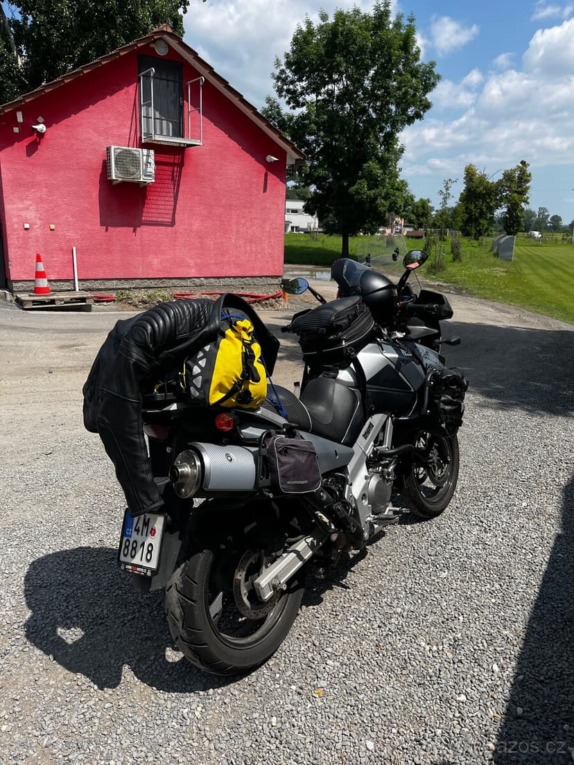 Suzuki dl v-strom 650