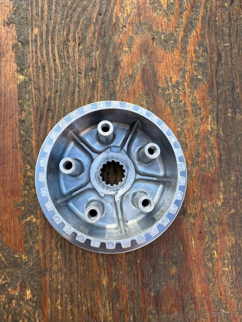 Vnitřní koš spojky lamel vnitřní Yamaha YZ 125 r 93-24