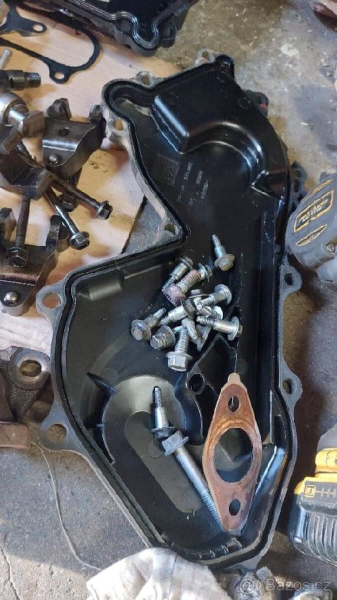 Díly motoru 2,5dci 140kW Nissan Navara/Pathfinder 2010-