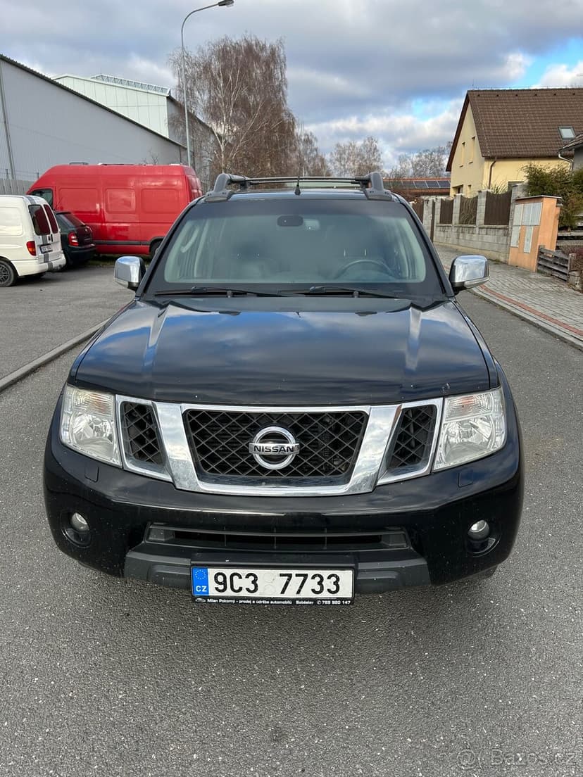 Nissan Navara r.v 2010 2.5dCi 4X4