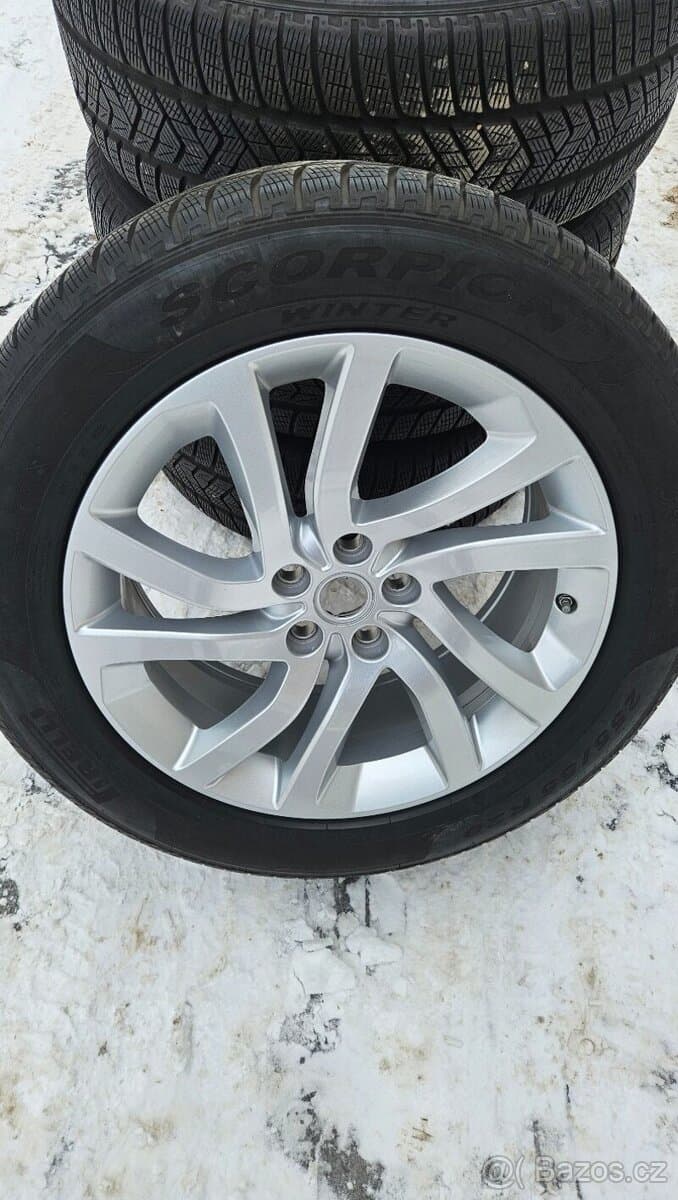 Originál Land Rover ALU kola R20 5x120 + Pirelli