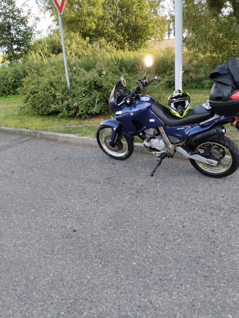 Prodám Aprilia pegaso 650.1996.