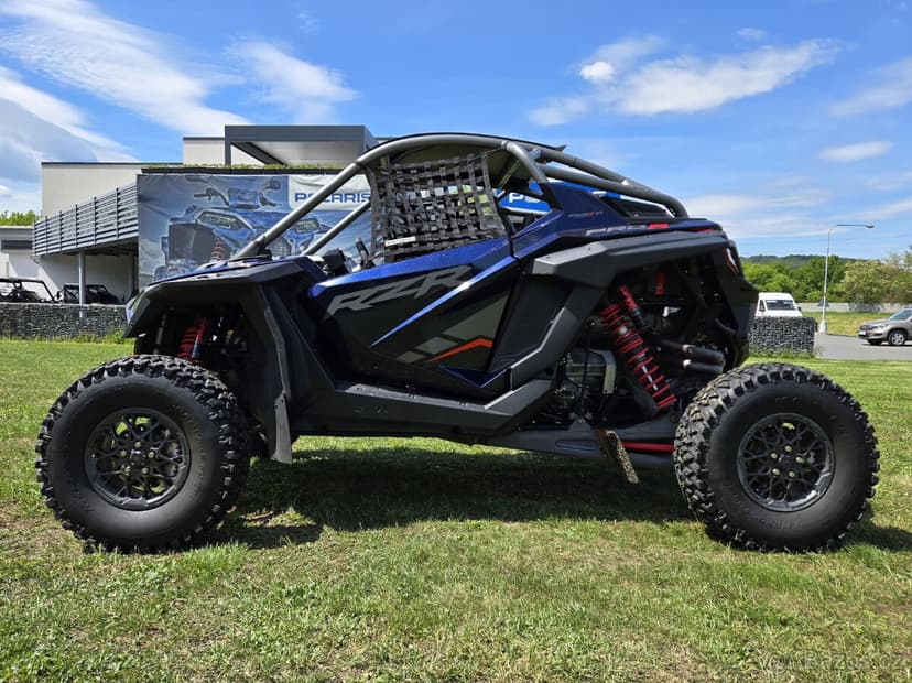POLARIS RZR PRO R 2,0L 225 Hp