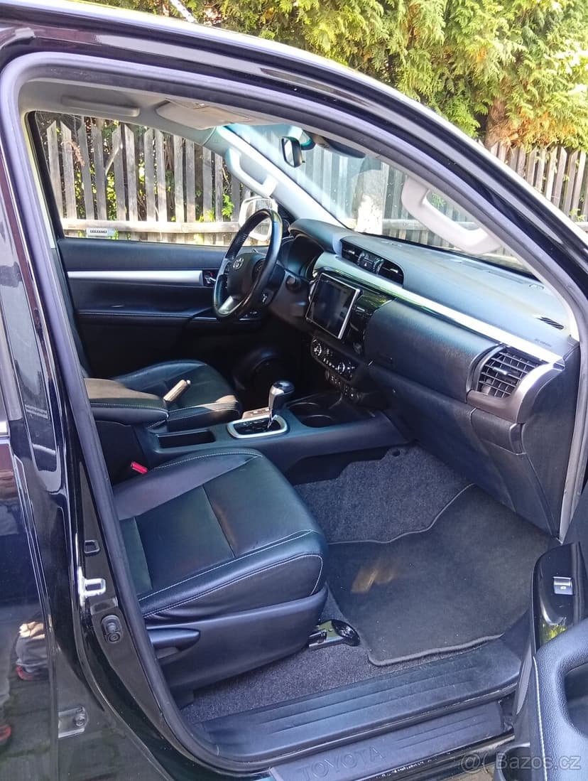 Hilux Executive 2.4 d