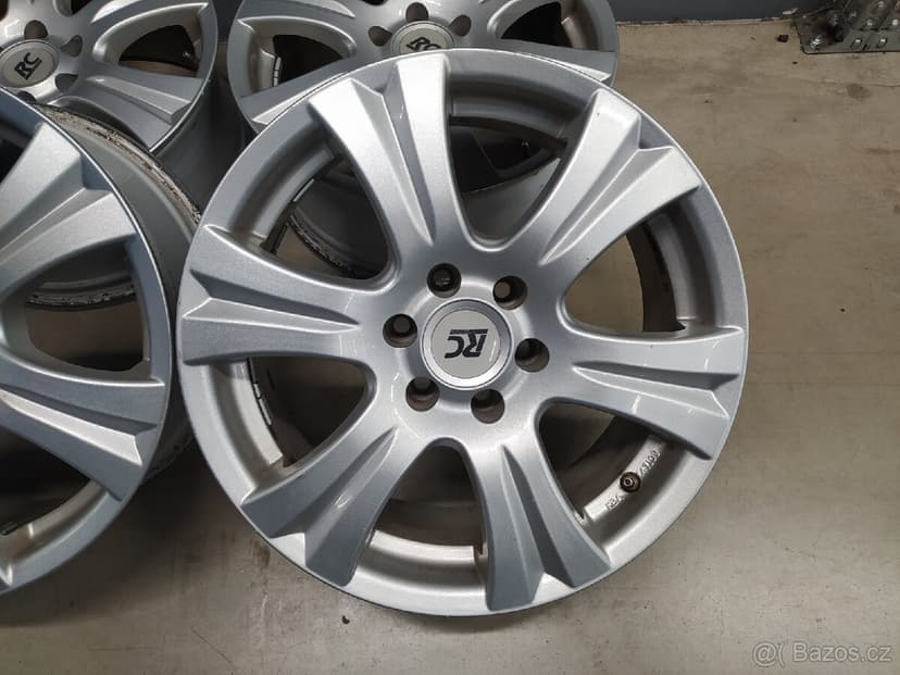 ALU disky 6x114,3 17"