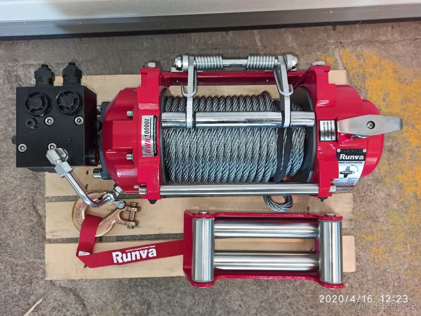 Hydraulický naviják s ocelovým lanem pro traktor a jiné