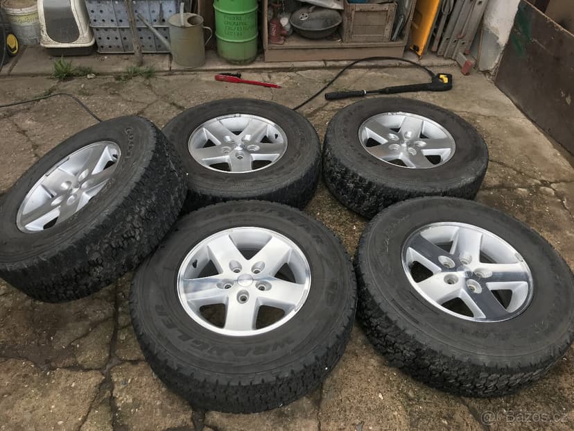 Origo kola Jeep Wrangler