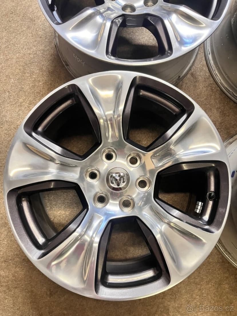 6x139.7 R20 Dodge RAM 1500 5.generace + senzor - TOP