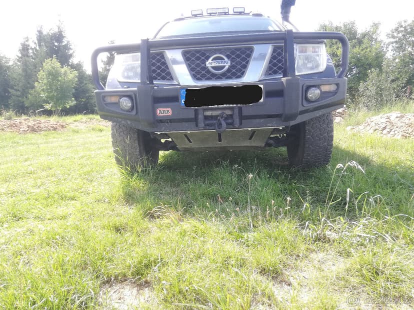 Nissan Navara D40