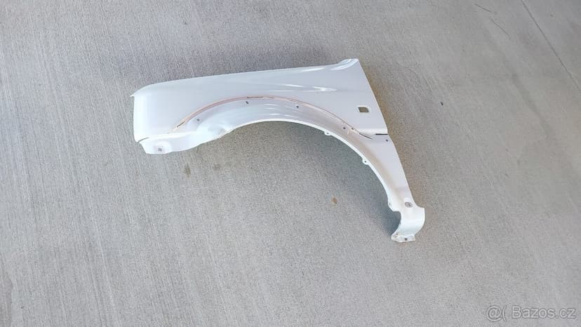 Suzuki Jimny – Blatník LP bilý