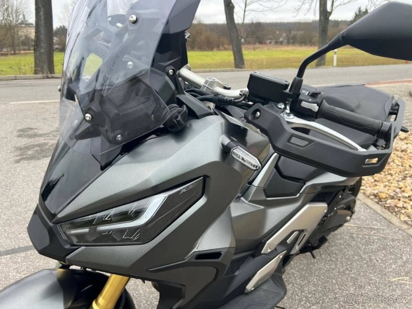 Honda X-ADV 230 km