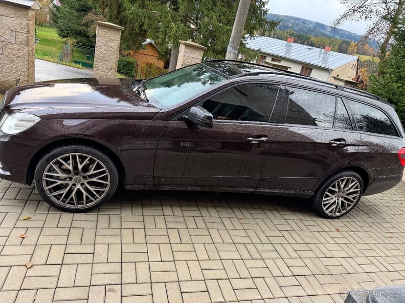 Prodám Mercedes - Benz W212 E350
