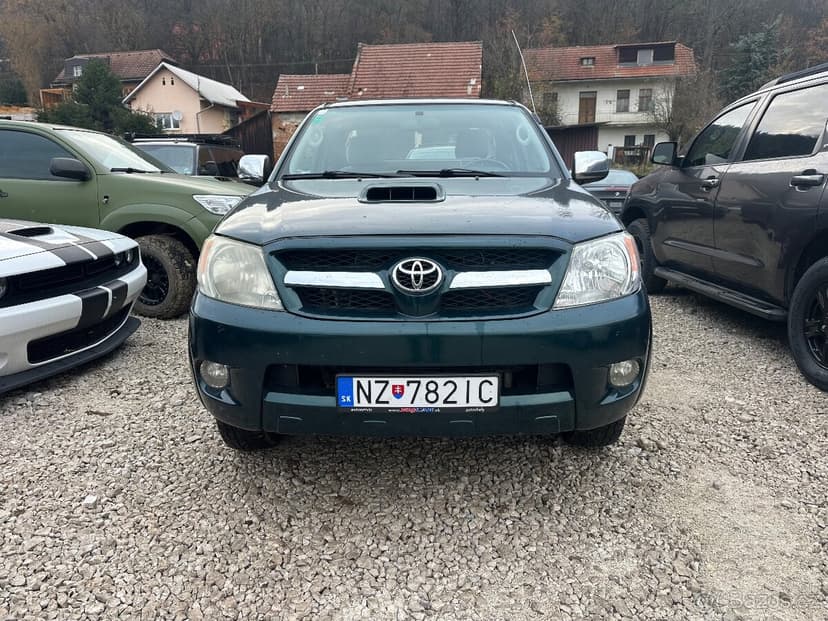 2007 Toyota Hilux 2,5 d4d 2-dverový Dlhá korba