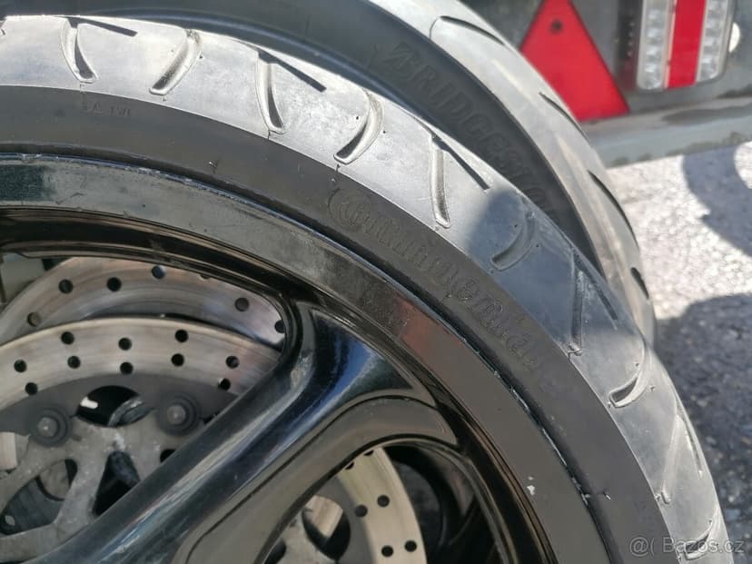 Prodám kola = gumy na super moto R17