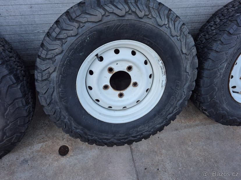 LAND ROVER DEFENDER – KOMPLETNÍ KOLA WOLF