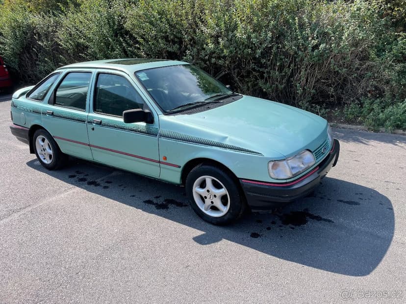 Ford Sierra 1,6i 59kw,55500km,1990,značky v depozi