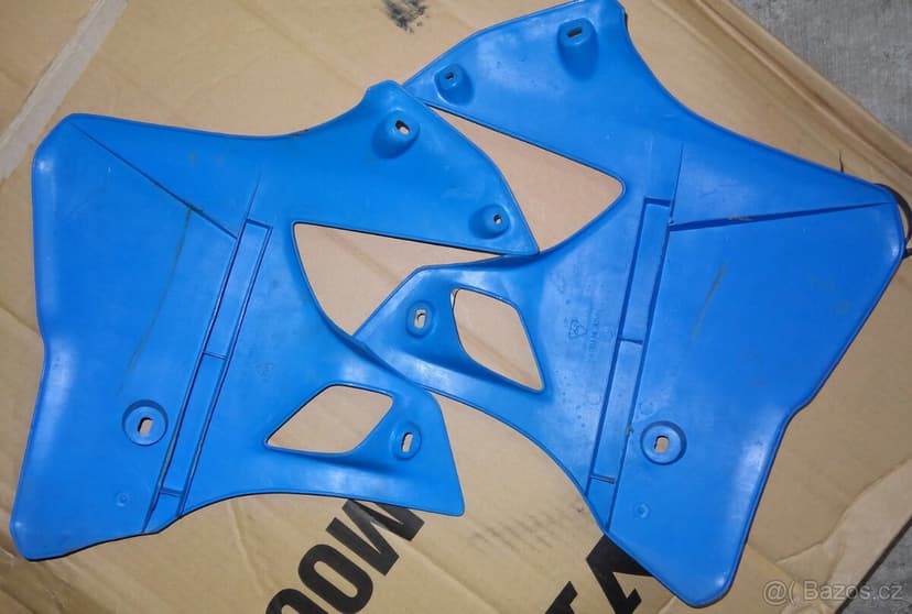 Motokros nádrž se spoilery