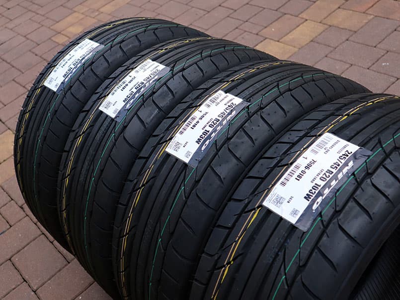 4x 245/45R20 NITTO – LETNÍ – NOVÉ – CAMARO CHALLENGER VOLVO