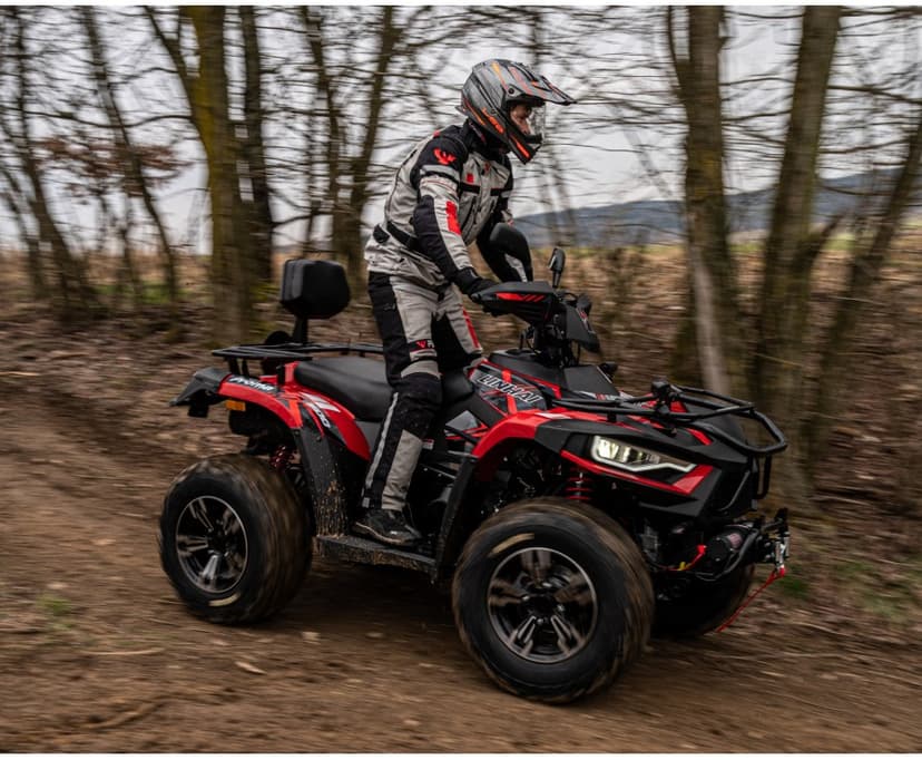 Linhai 500 4x4 naviják tažné