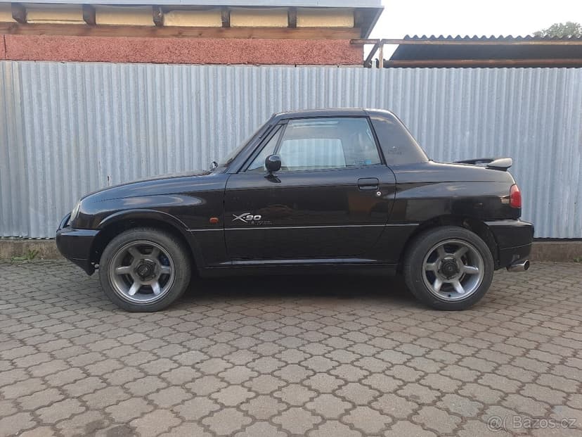Suzuki X-90