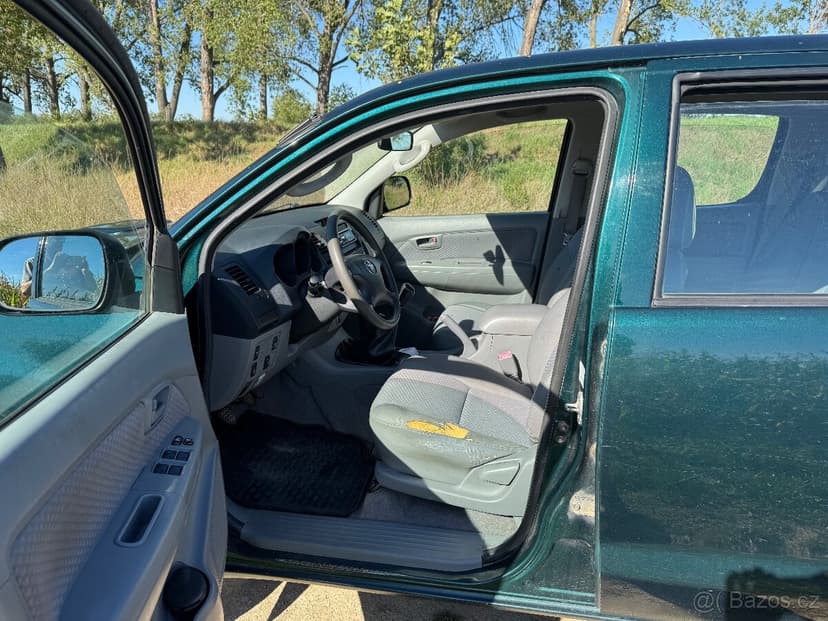 Toyota hilux 2.5 tdi 88kw