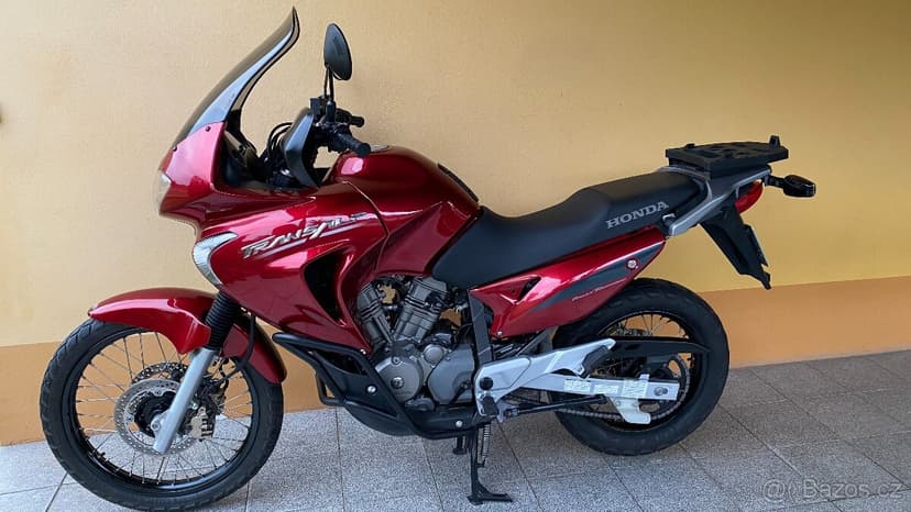 Honda Transalp XL650V / doplňky / kufr /po servisu /TOP STAV