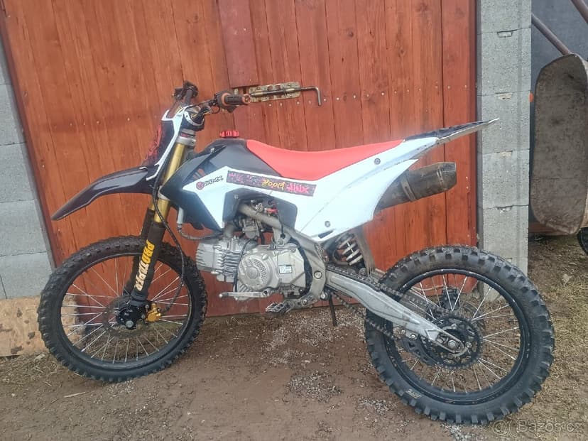 Pitbike WPB 190 s motorem Stomp