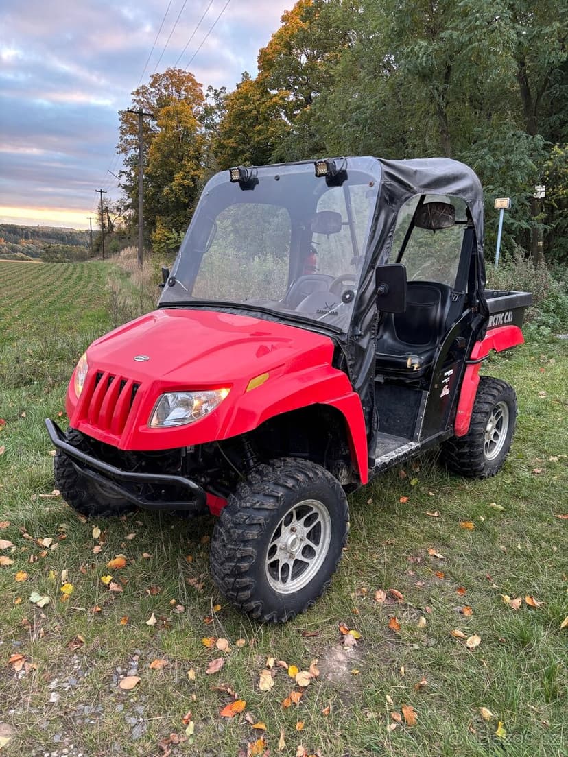 Arctic-Cat 650 Prowler