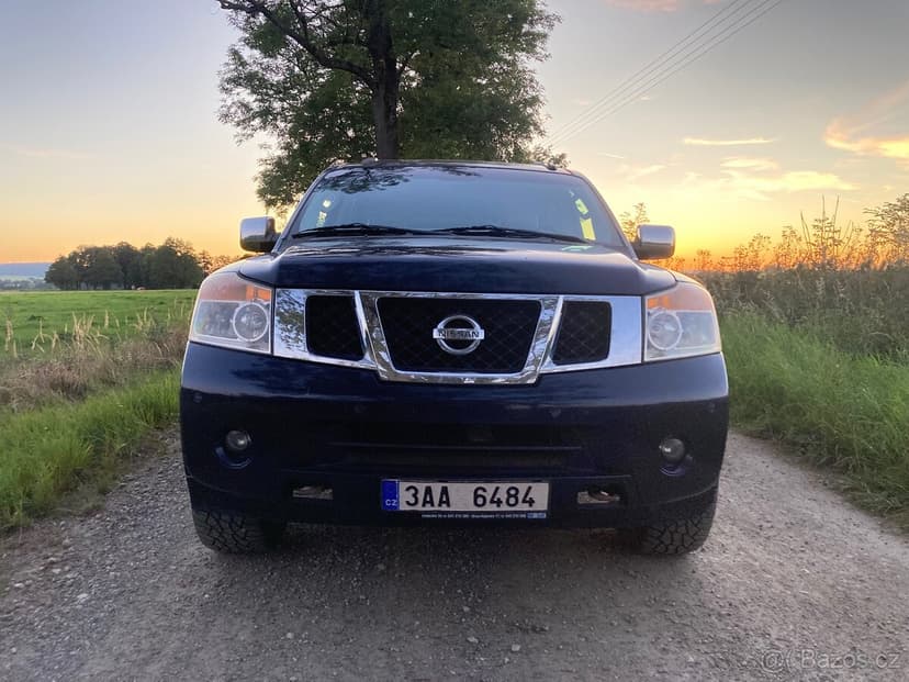 Nissan Armada 5.6 V8/ LPG / 4x4 / 8 míst / tažné 3,5t