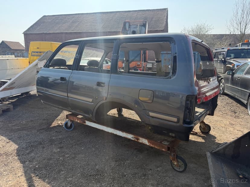 Toyota Land Cruiser 80 , karoserie